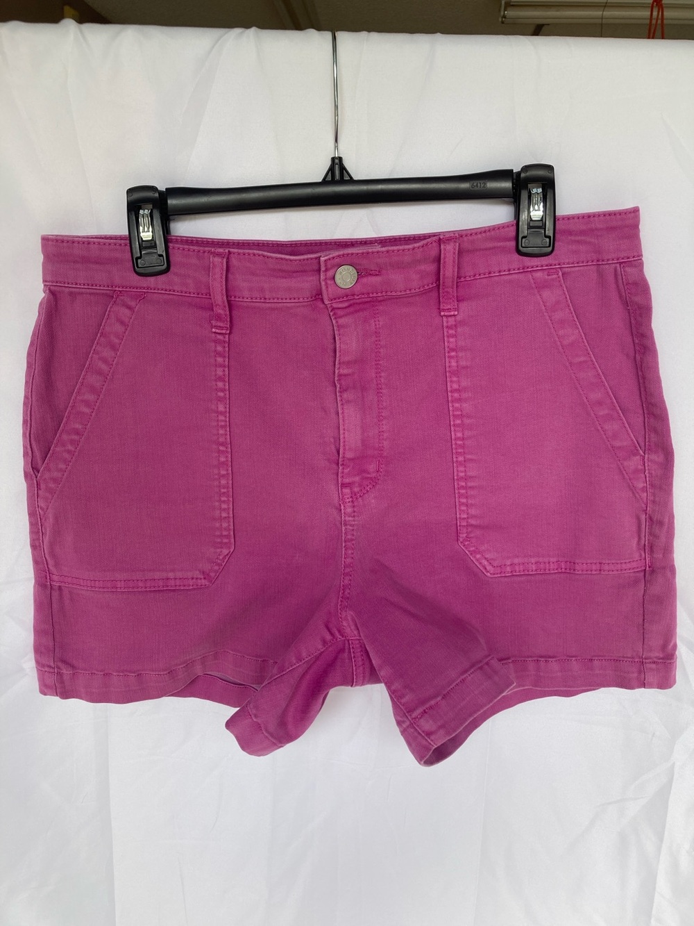 Wonderly Magenta High-Rise Jean Shorts Size 12